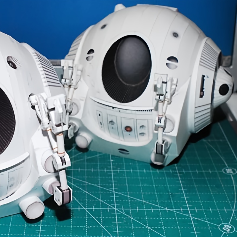 DIY Space Odyssey, Single-Person Space Capsule Model